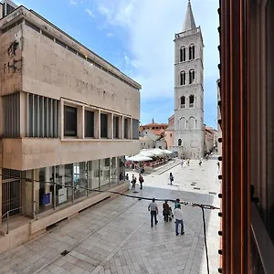 Luka 1 , Zadar Croácia